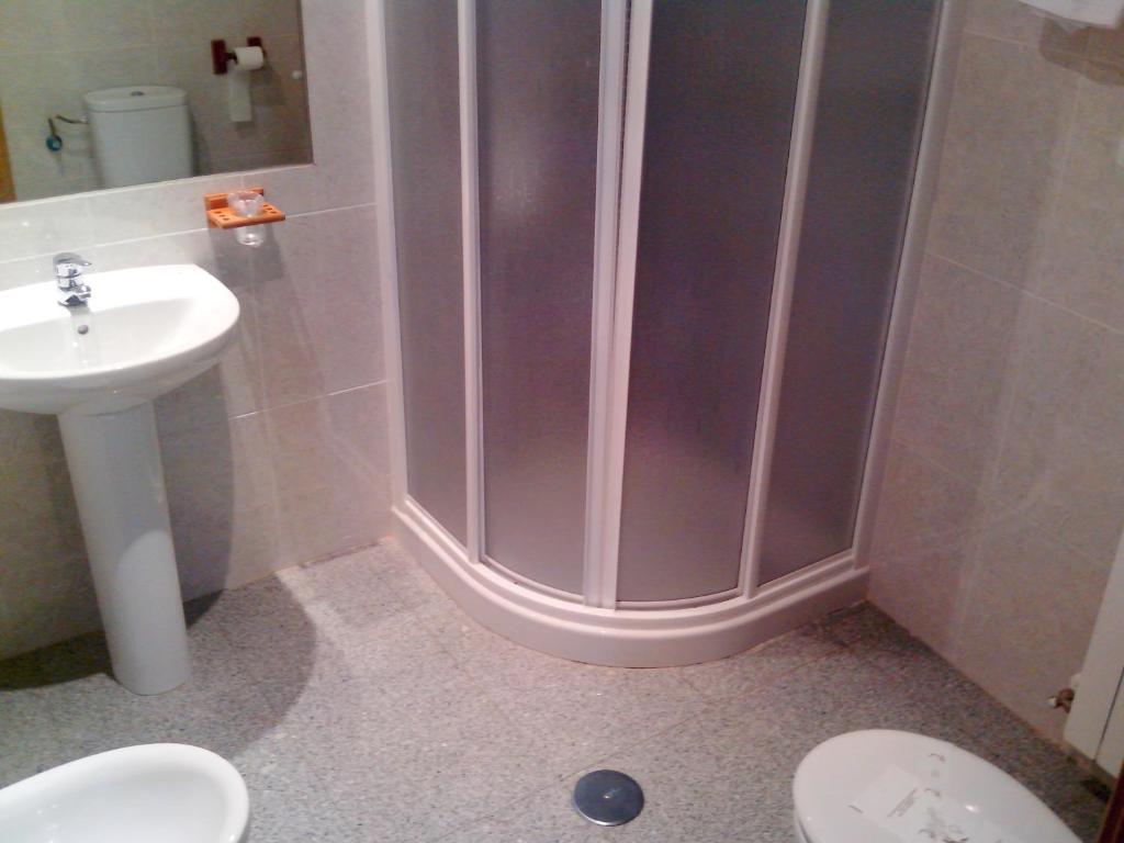 Hotel Rc Ramon Y Cajal Куенка Стая снимка
