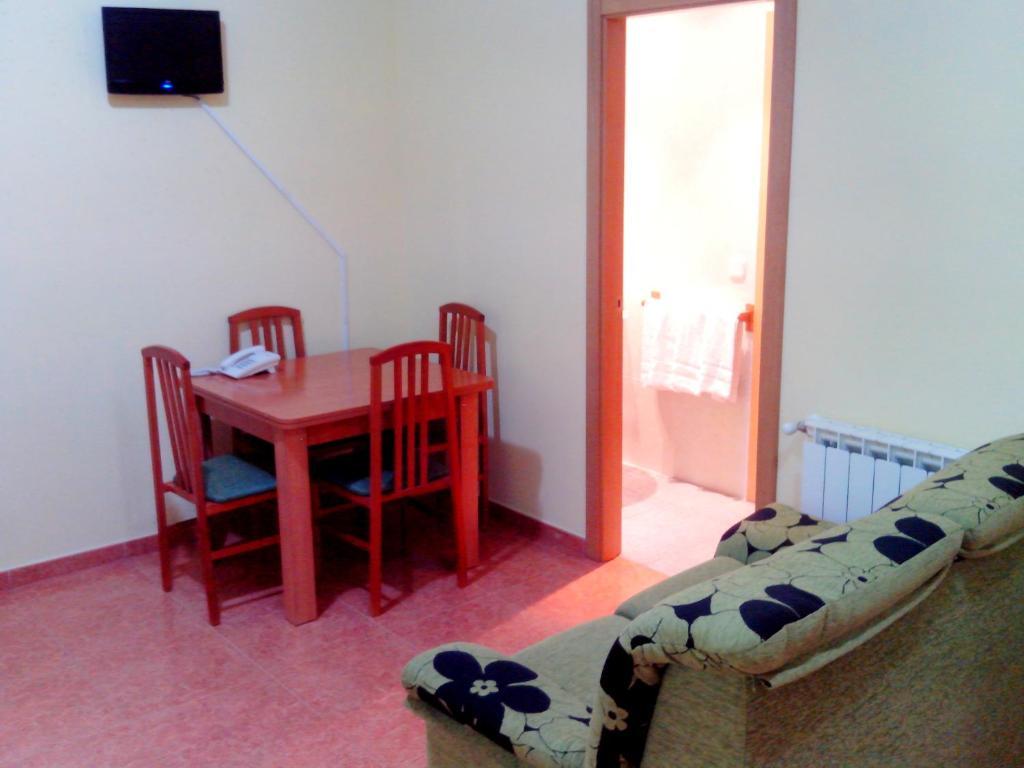 Hotel Rc Ramon Y Cajal Куенка Стая снимка